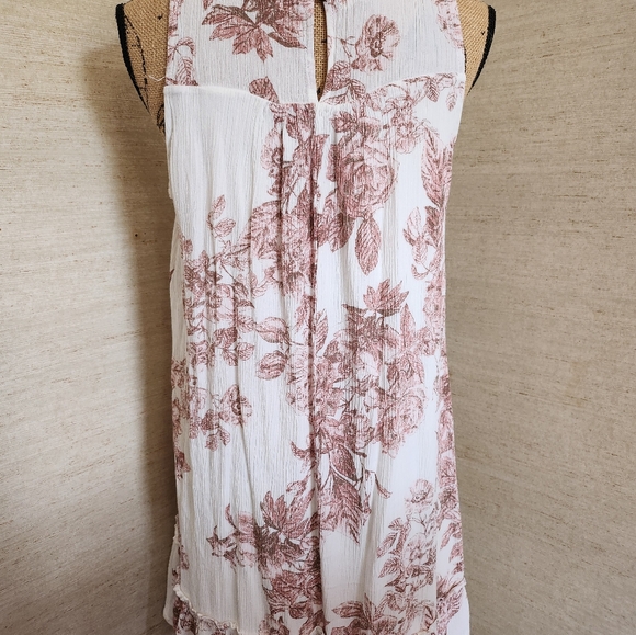 White floral crotchet top shift dress (M) - Picture 4 of 7